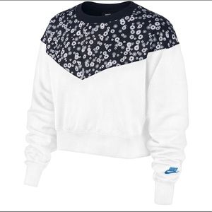 Nike Women’s Floral-Print Cropped Fleece Top ✔️